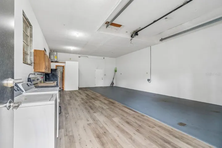 Detached garage with kitchen