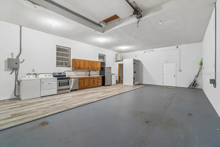 Detached garage with kitchen