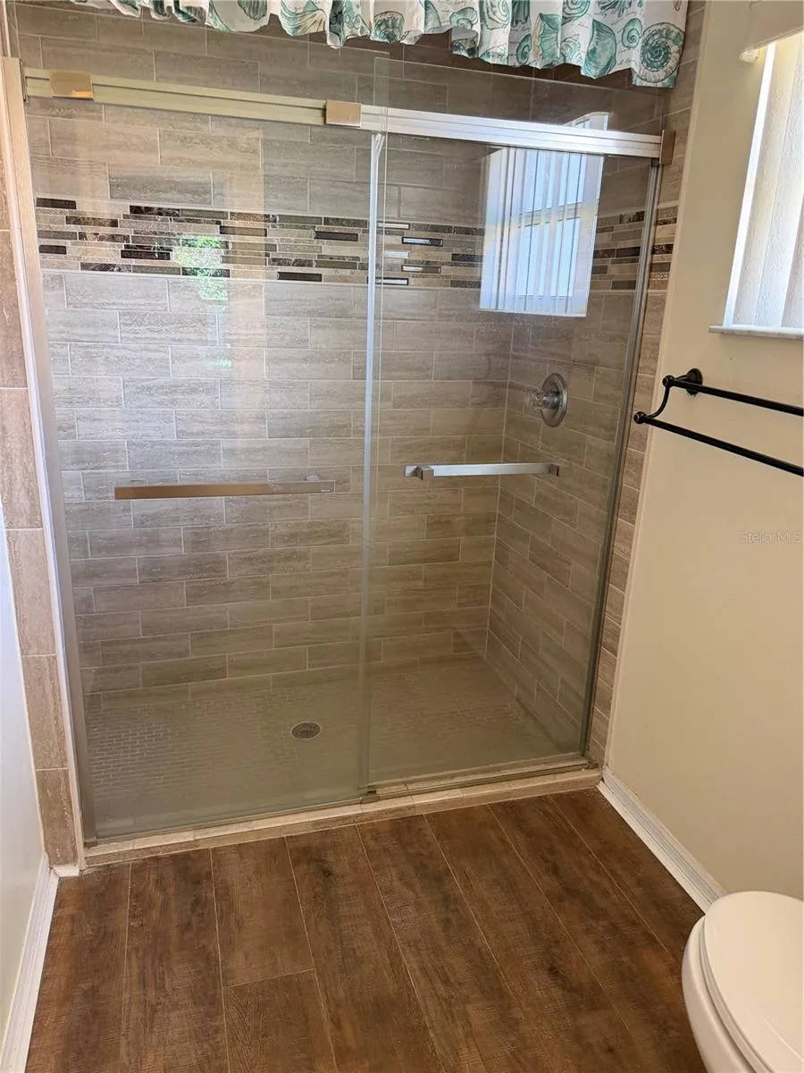 Master Walk in Shower