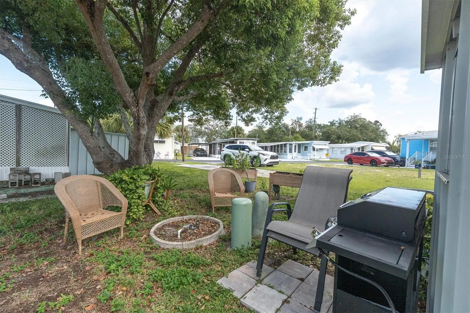 Nice area to cookout or just unwind