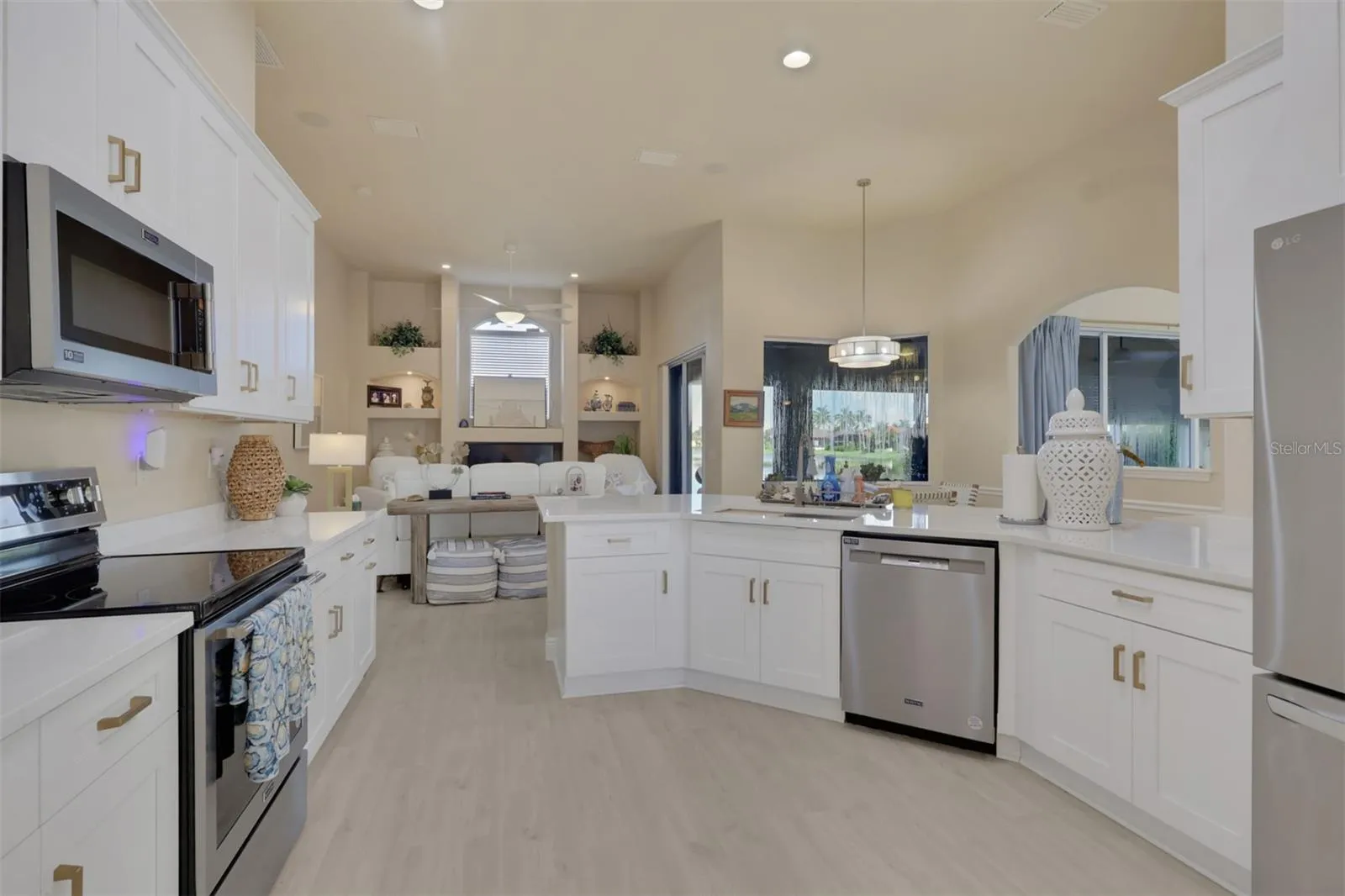 Quartz countertops and SS appliances