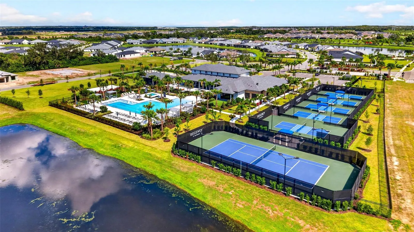 5 Pickelball courts and tennis