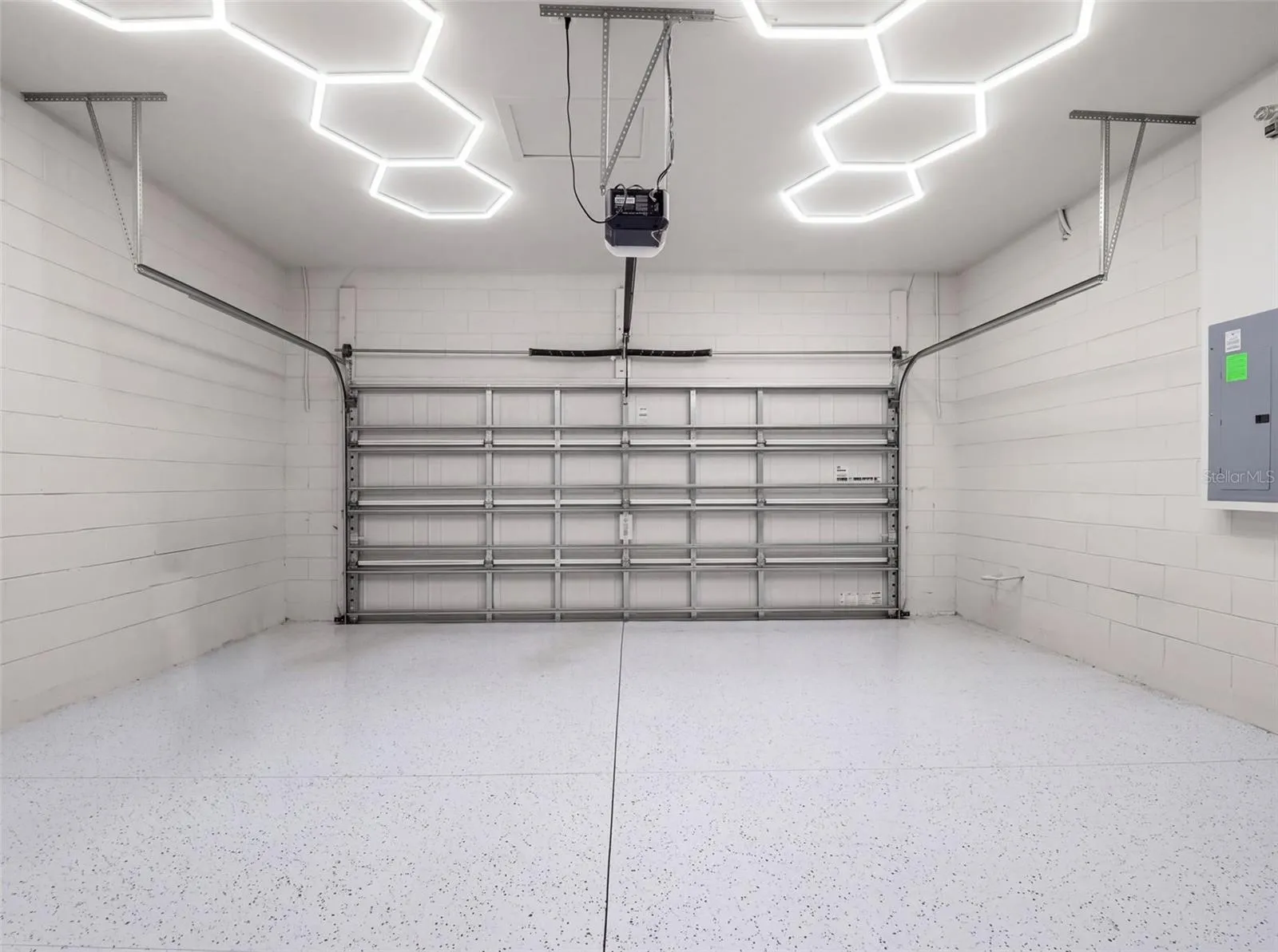 3 Car Tandem Garage
