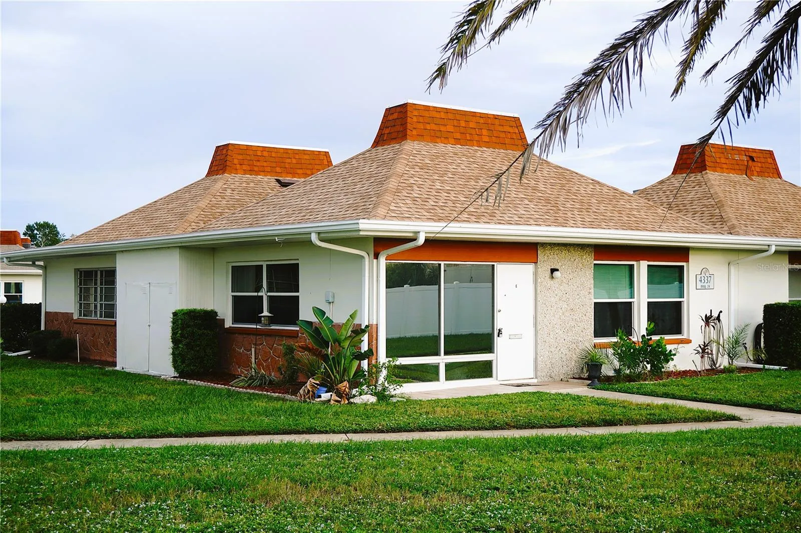 4337 Tahitian Gardens Circle #E