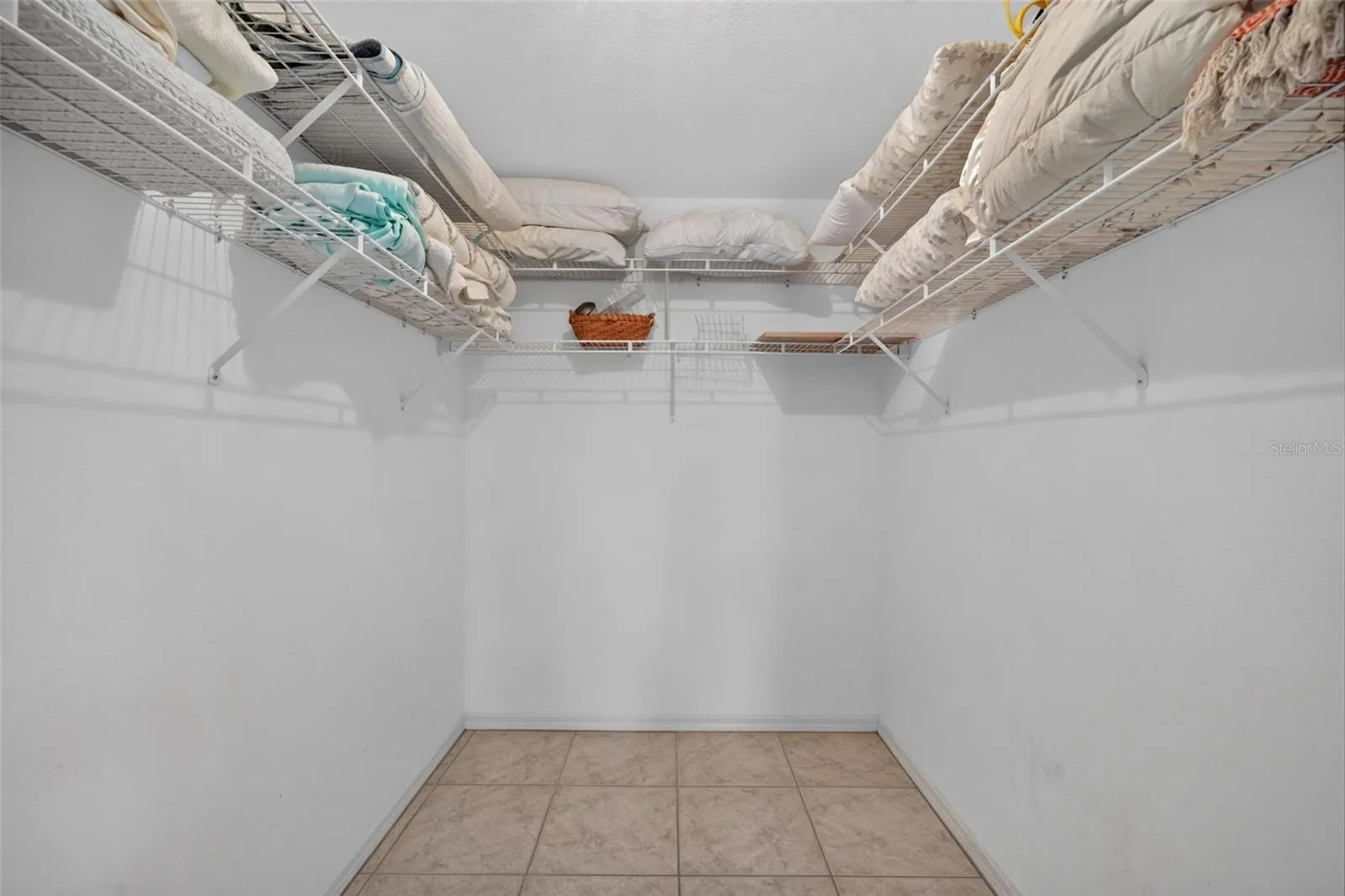 In-law suite large walk-in closet