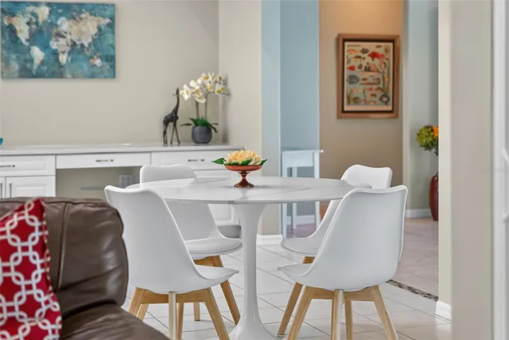 Breakfast nook