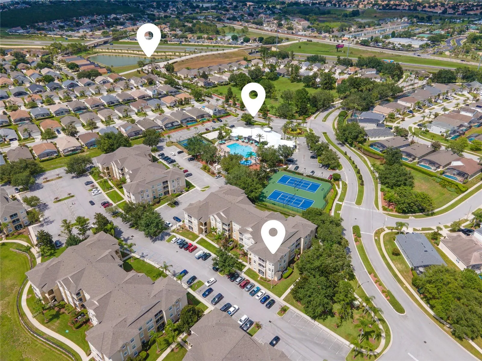 Clubhouse & Building distance