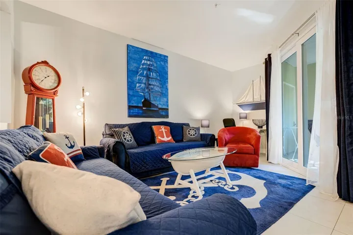 Fully furnished, turnkey unit
