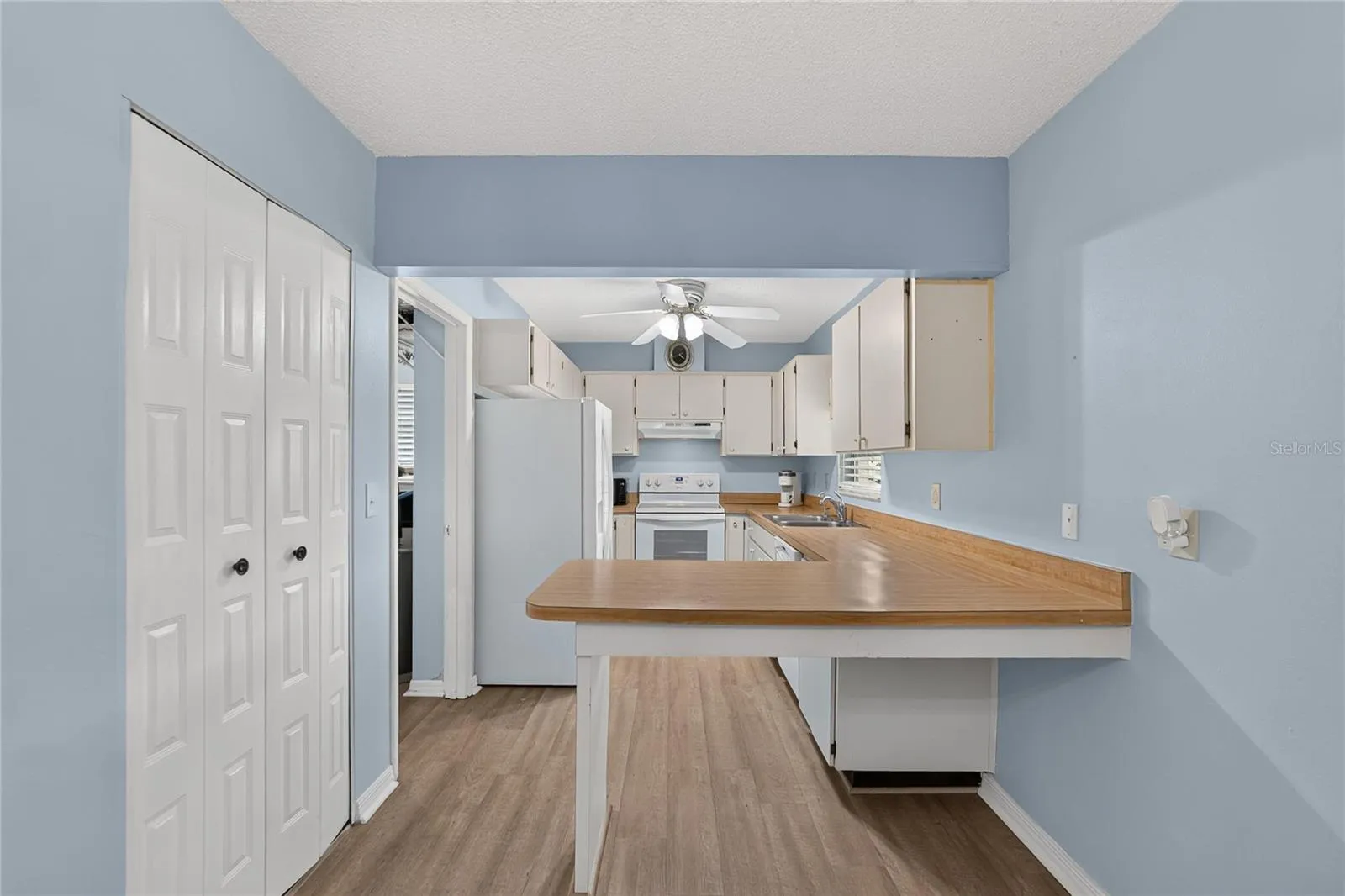 Kitchen 'Bar' Seating