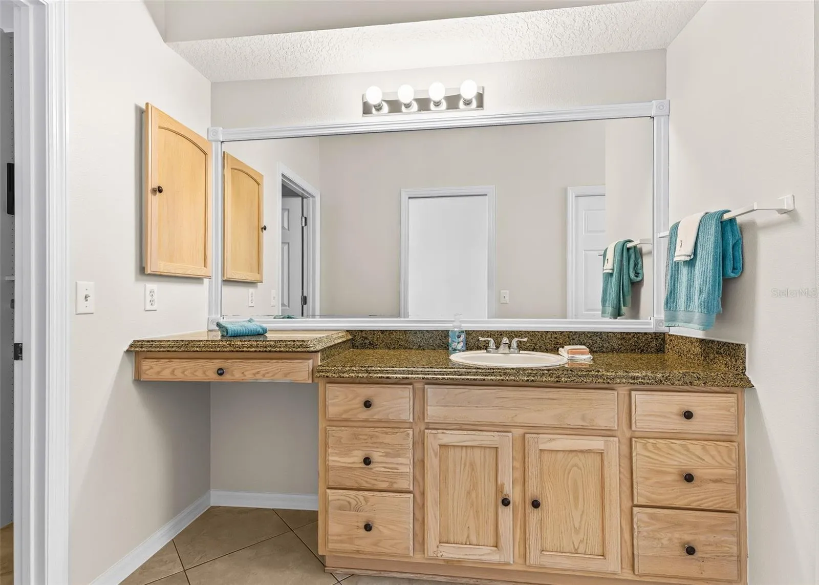Casita Primary Bathroom
