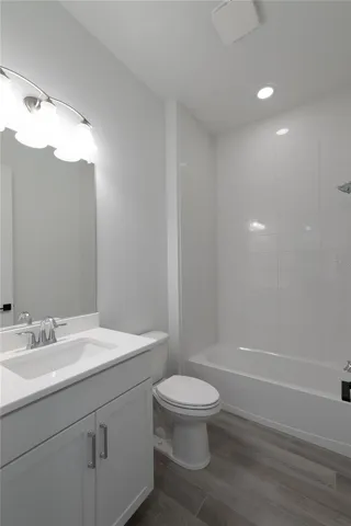 Secondary Bath
