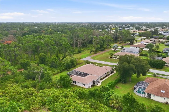 House is adjacent to Lemon Bay Park
