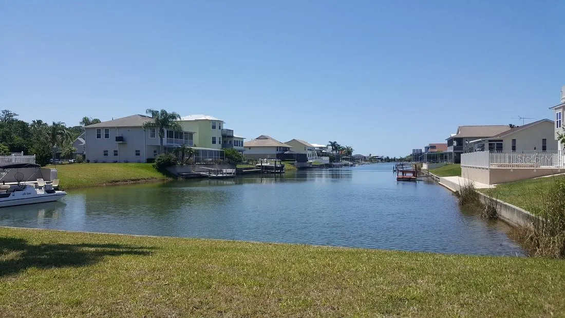 Community canal