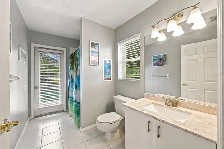 Back Bathroom with Pool access