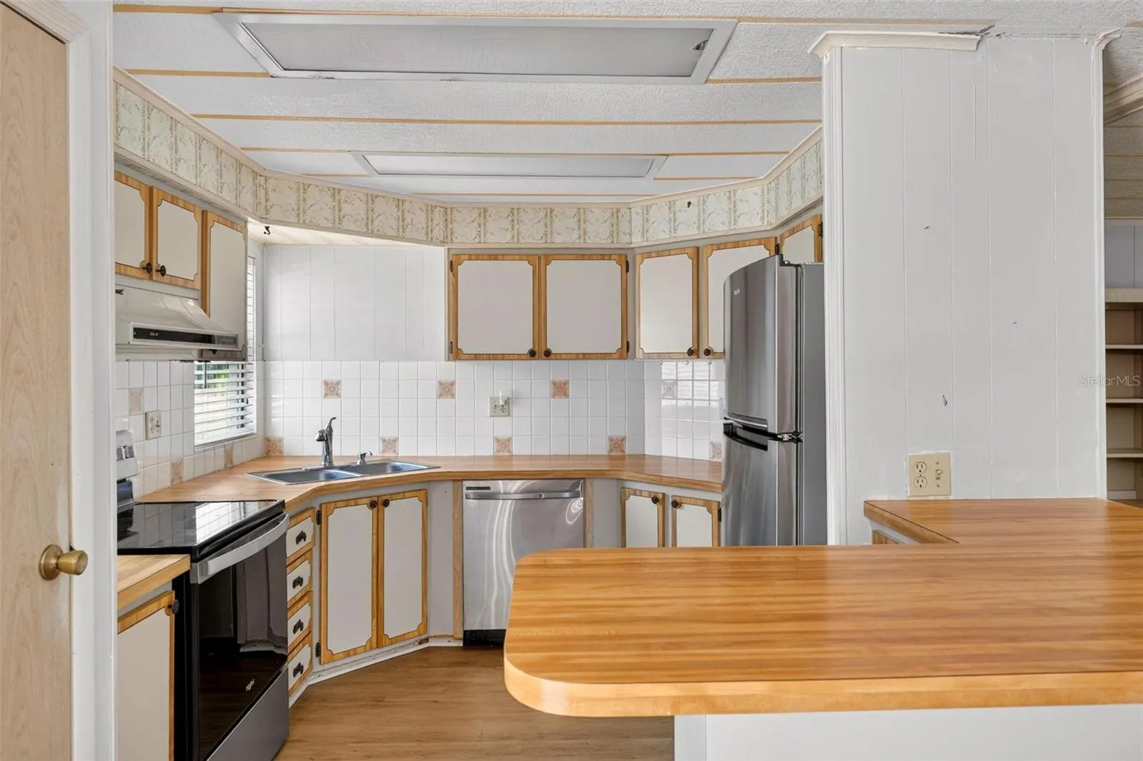 Breakfast Bar