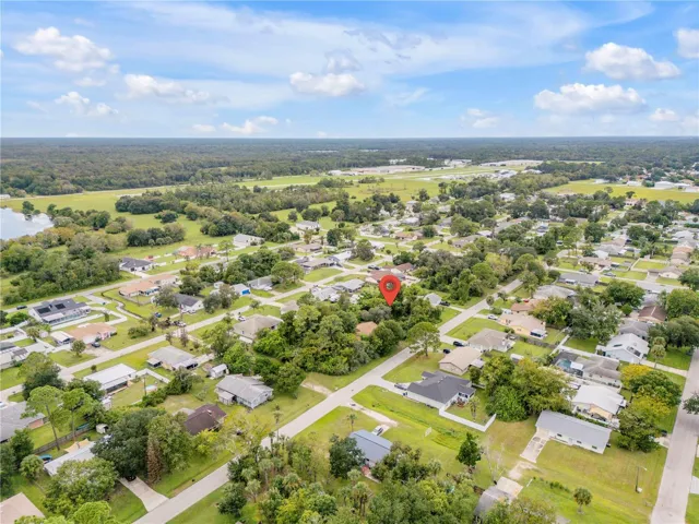2 lot vacant parcel to the north side of the 4 lot parcel with 3/2 block home for sale, can be purchased together.