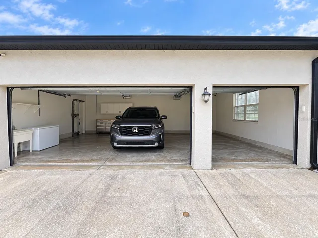 3 car garage