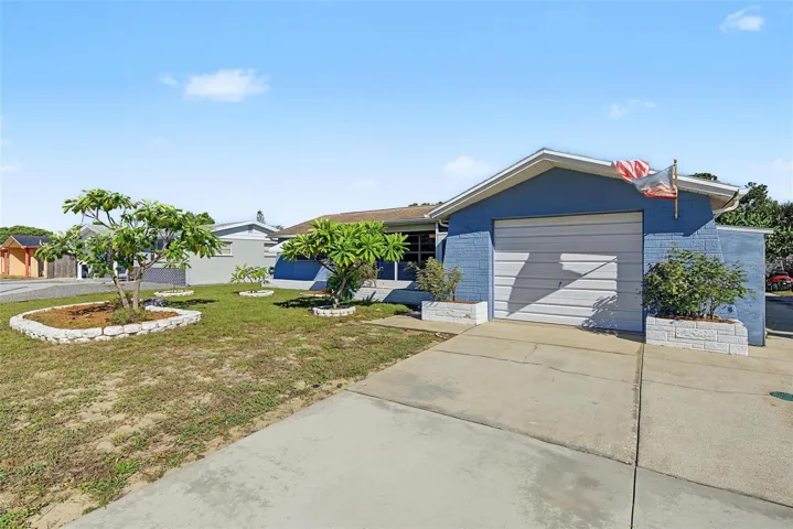 Oversized Driveway - 7805 Sue Ellen Drive