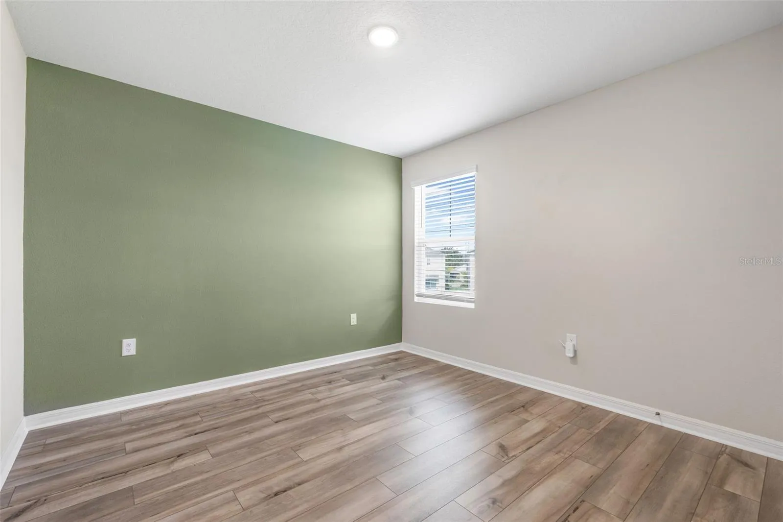 Upstairs 3rd bedroom