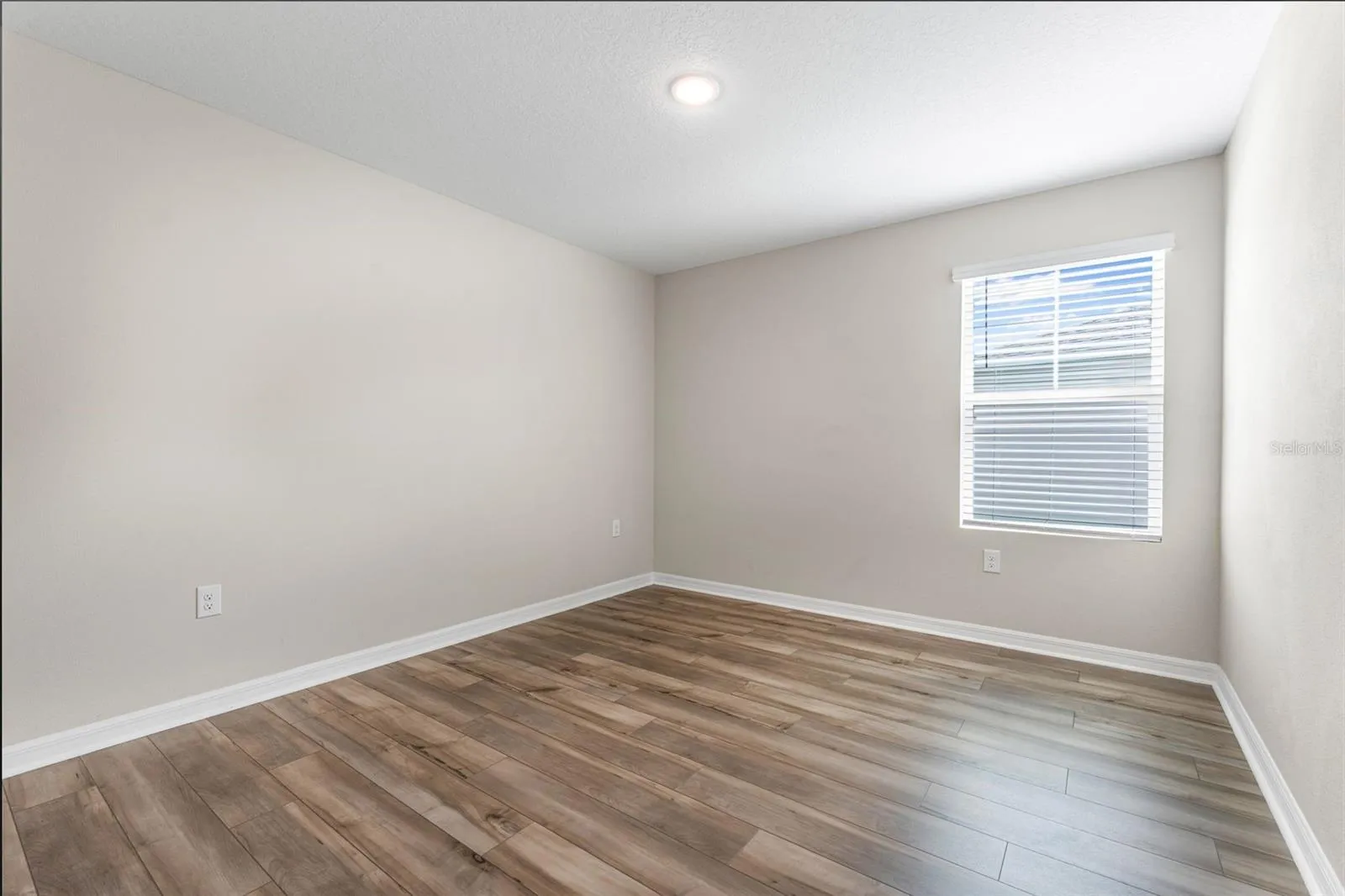 Upstairs 4th bedroom