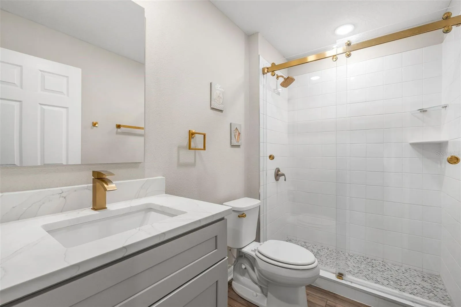 Upstairs bathroom