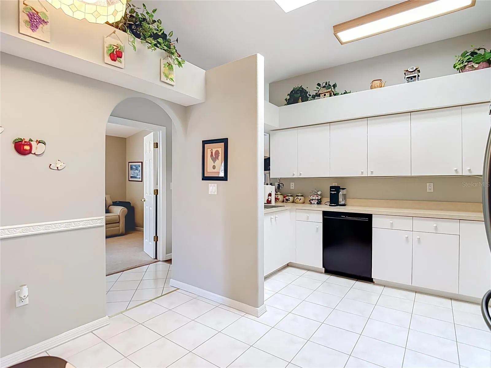 THe kitchen is a good size with plenty of cabinets and drawers for all those kitchen doo-dads.