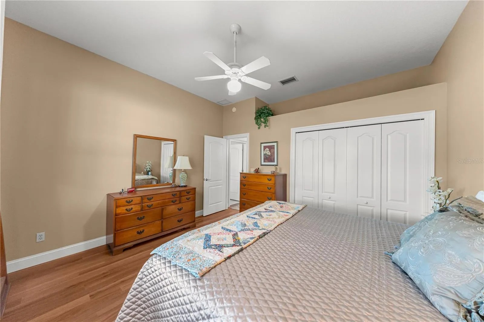 Guest Bedroom 1