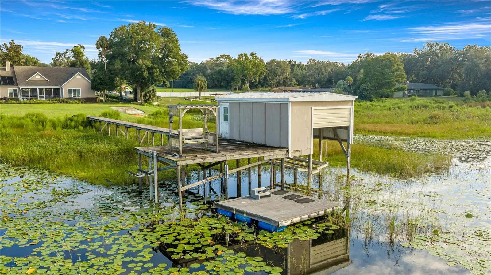 Boat House with Boat Lift