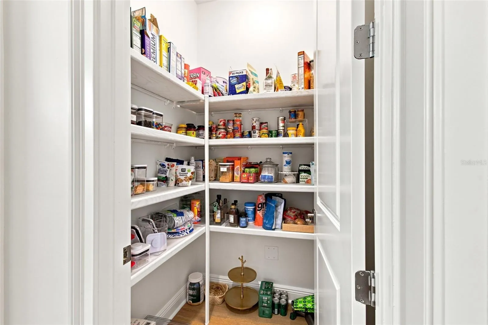 Ample kitchen pantry!