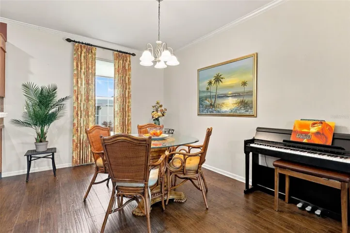 Dining area adjacent to kitchen.