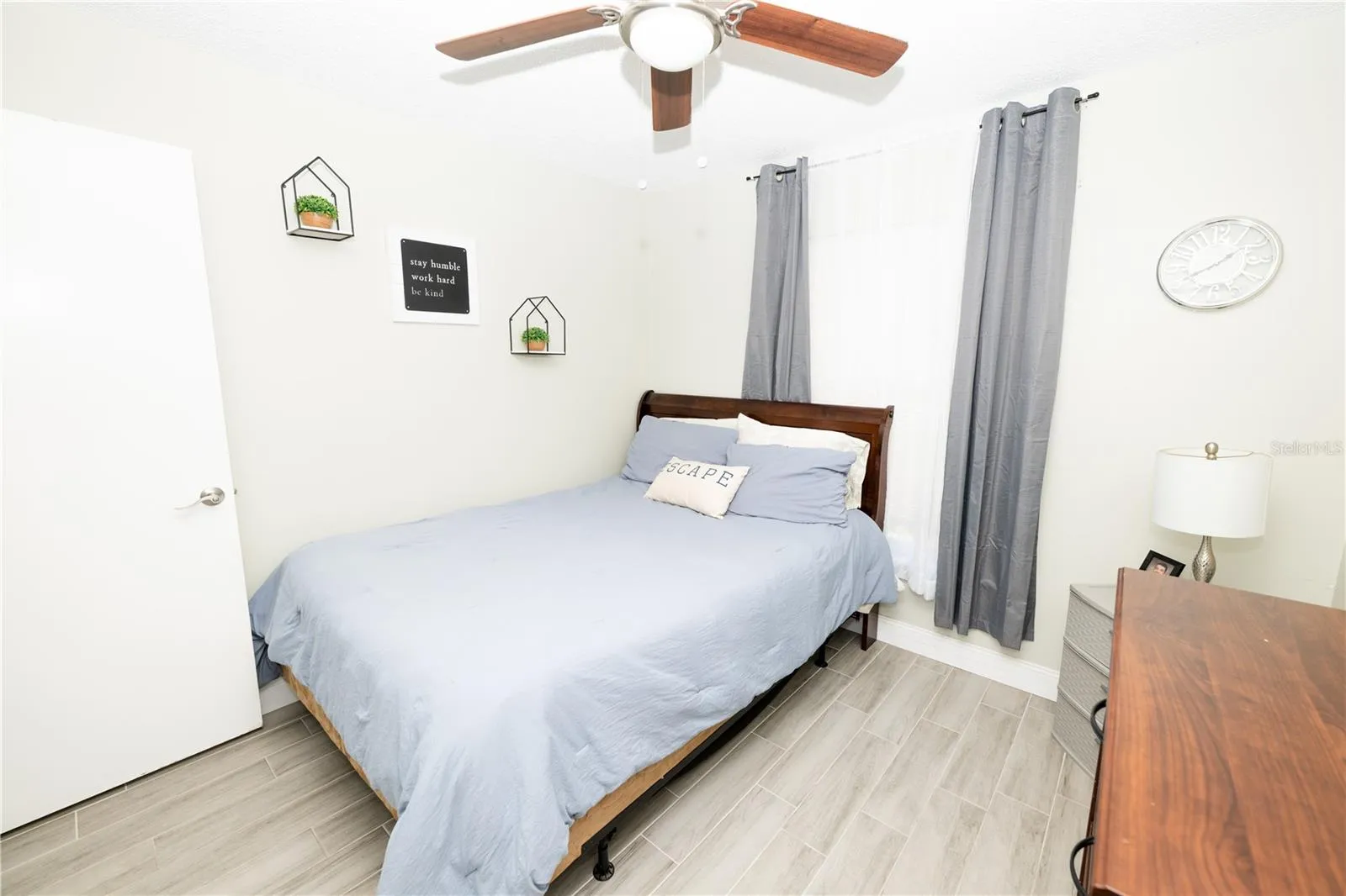 Guest bedroom