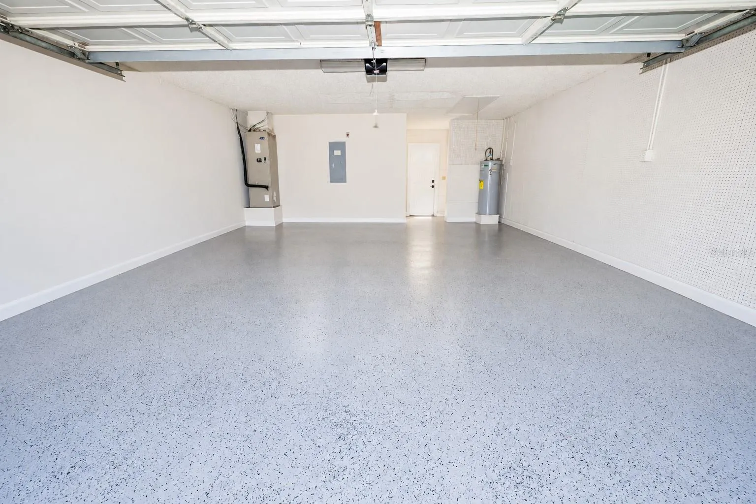 2 Car Garage View