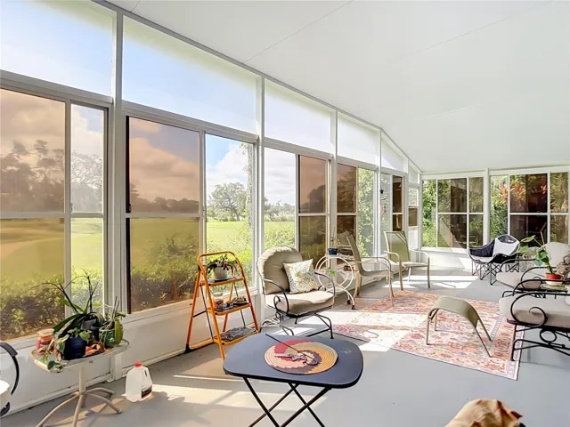What a great area to have a family gathering or to celebrate special occassions. The concrete flooring has been painted.