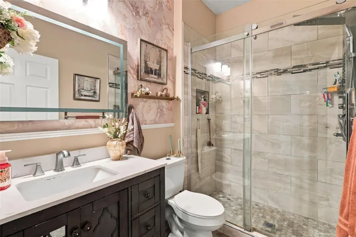 The guest bathroom was beautifully  updated in 2020.