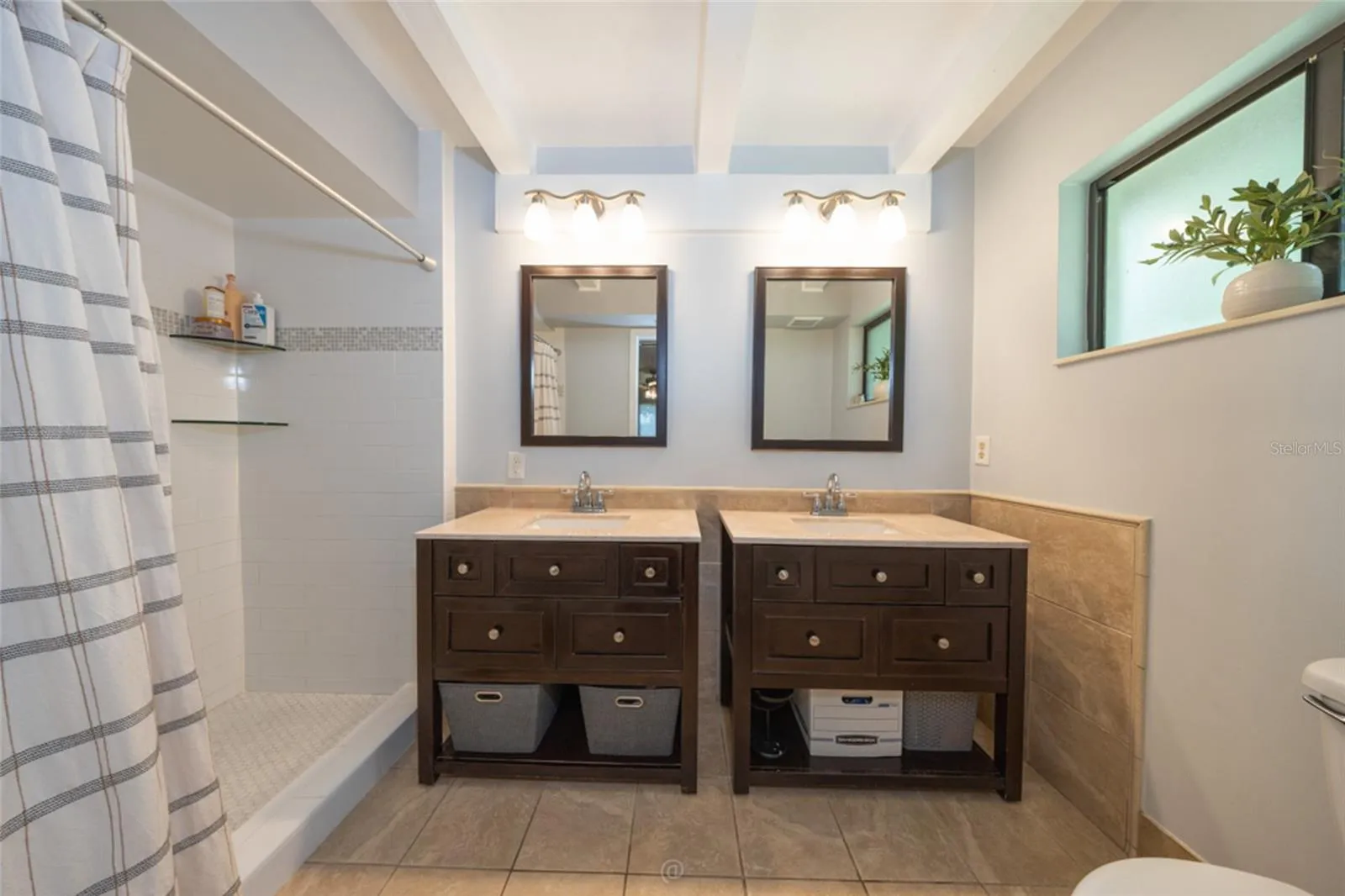 Primary en suite