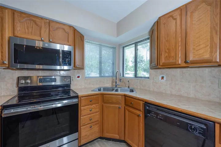 Lots of cabinet space