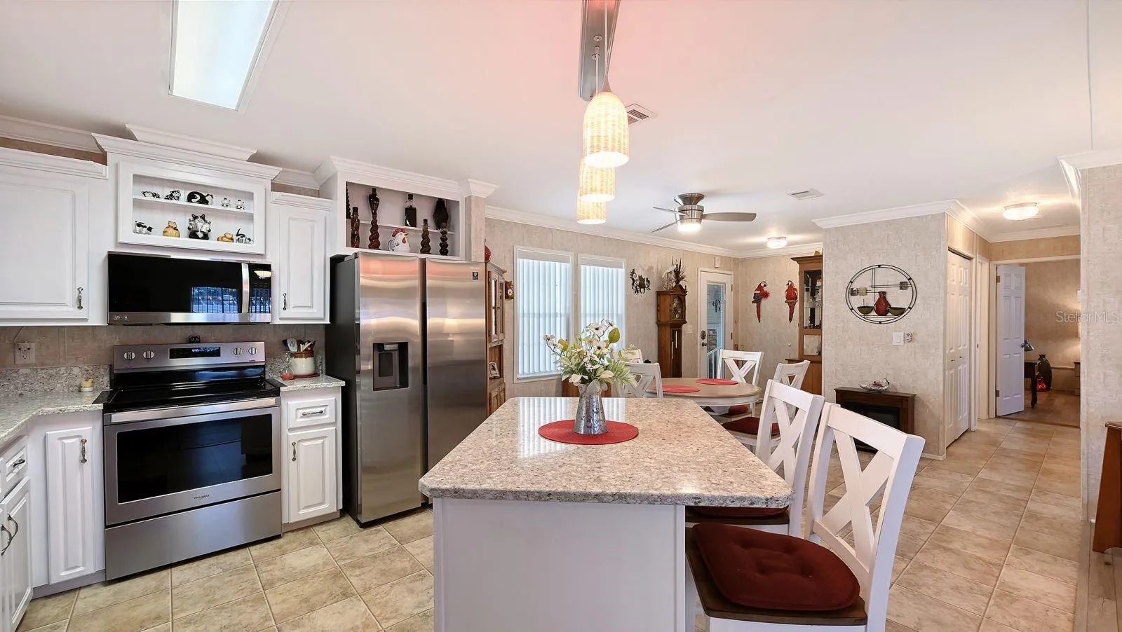 Kitchen with Bar