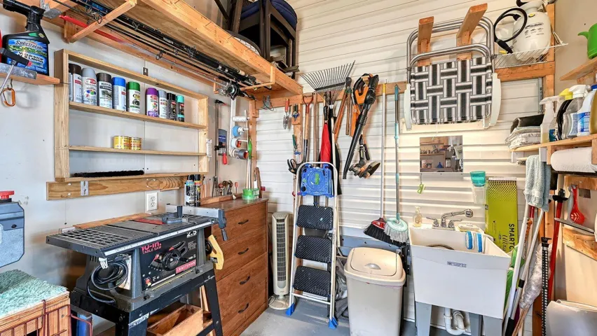 Workshop/Storage