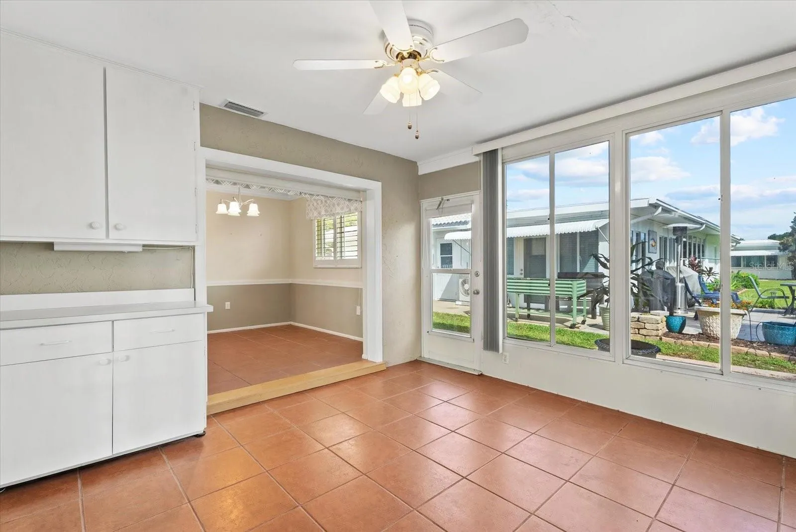 Bonus room: could be an office, sitting room, or converted to a bedroom