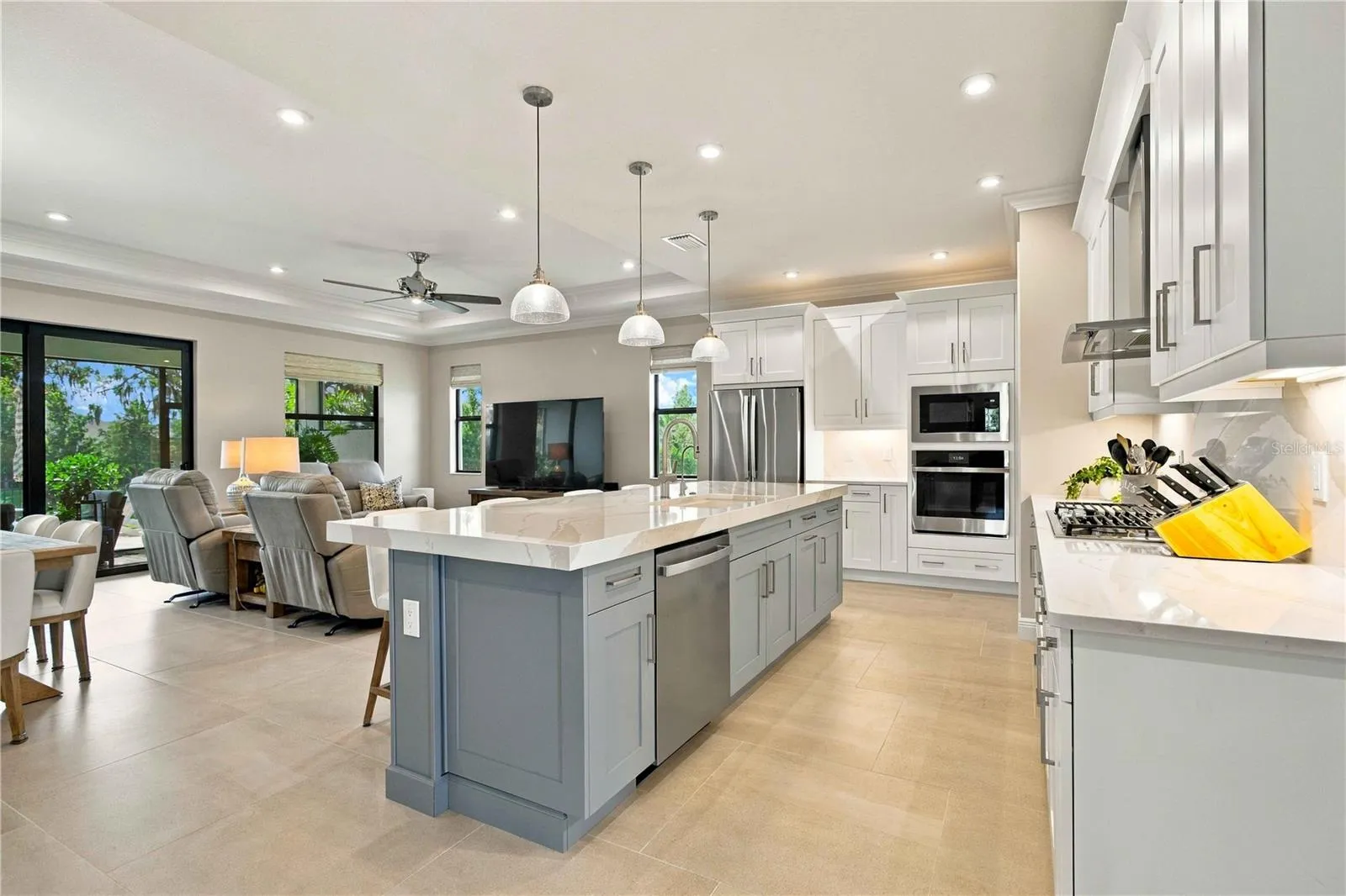 Exceptionally Upgraded Kitchen