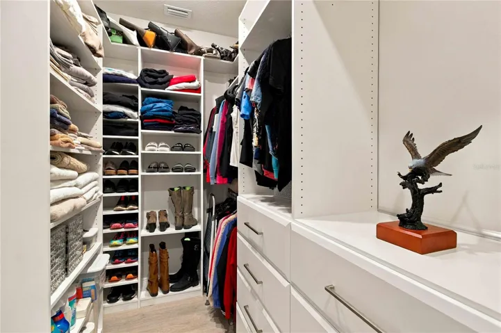 Custom Closet System
