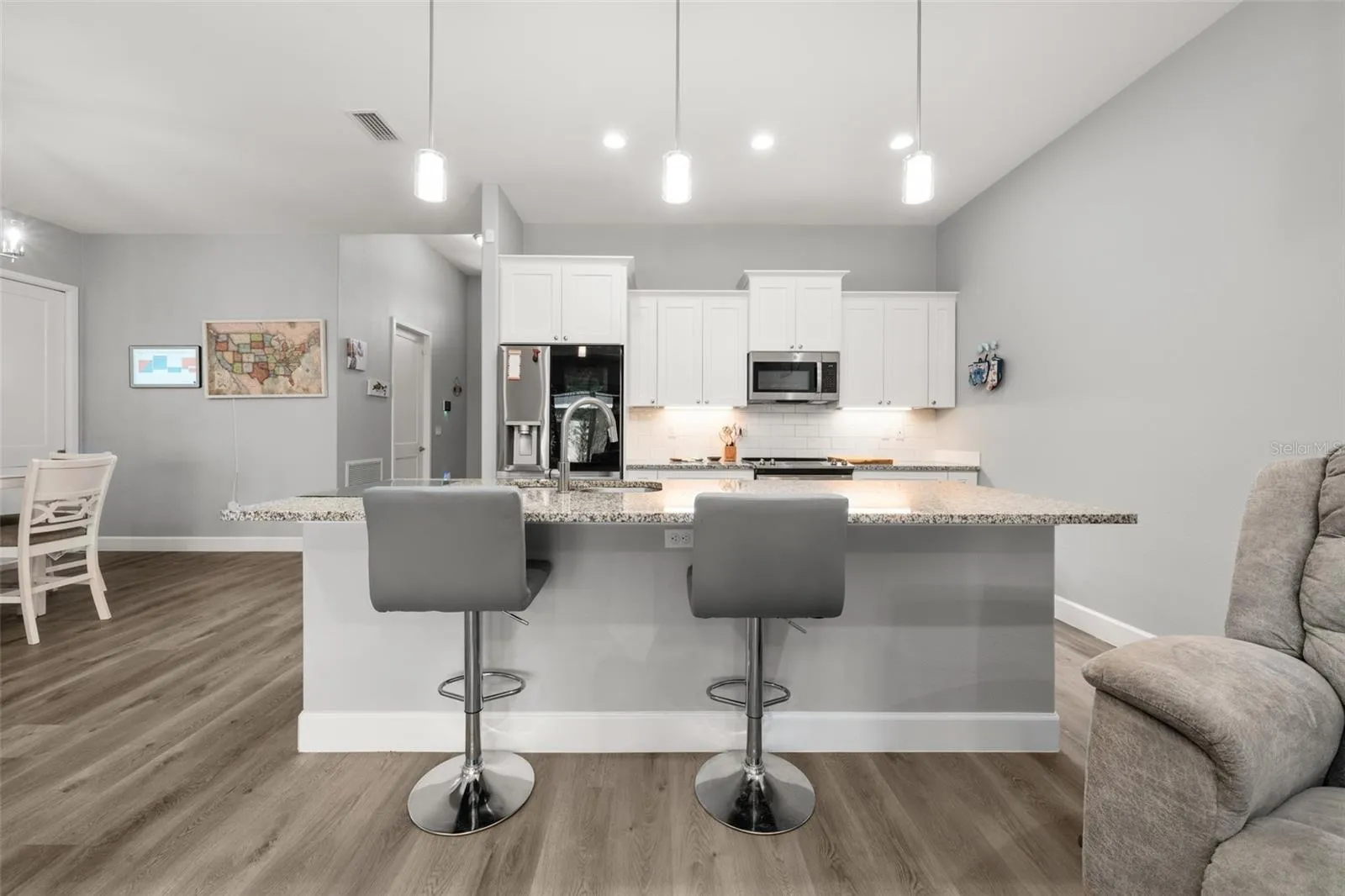 Kitchen island