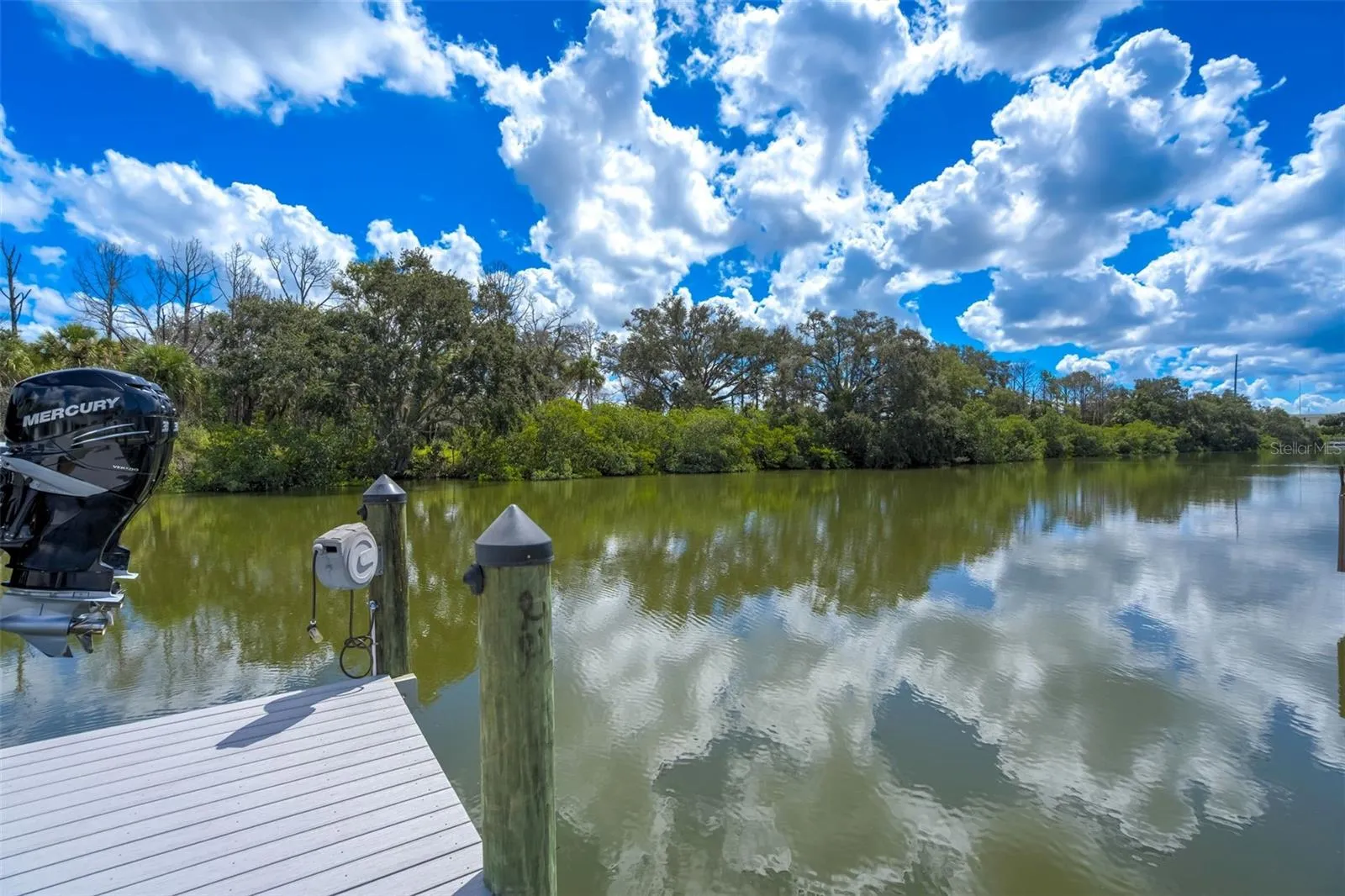 Deep water canal with access to Old Tampa Bay