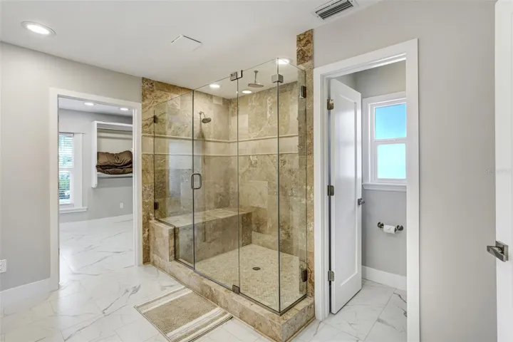 Primary en-suite bathroom with shower