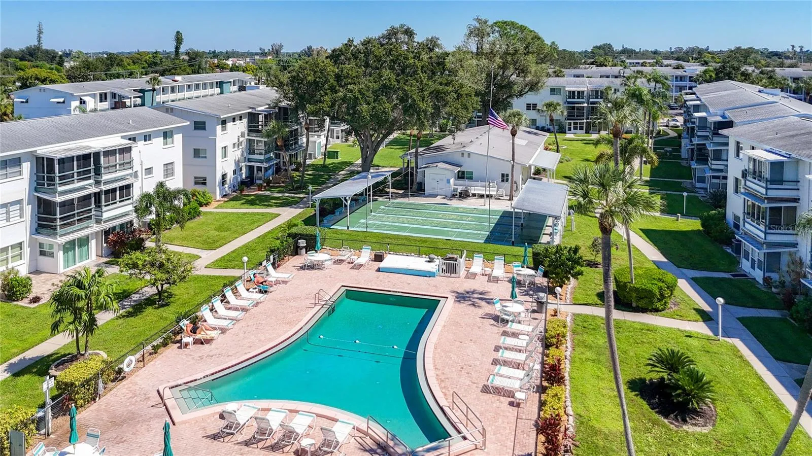 Heated Pool All Winter