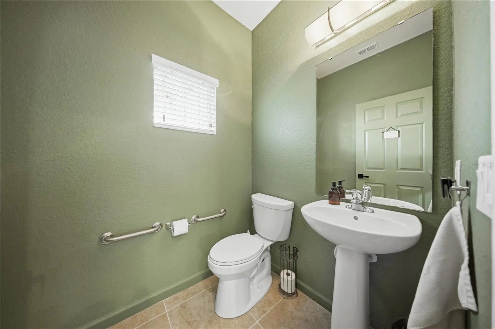 guest bath main level