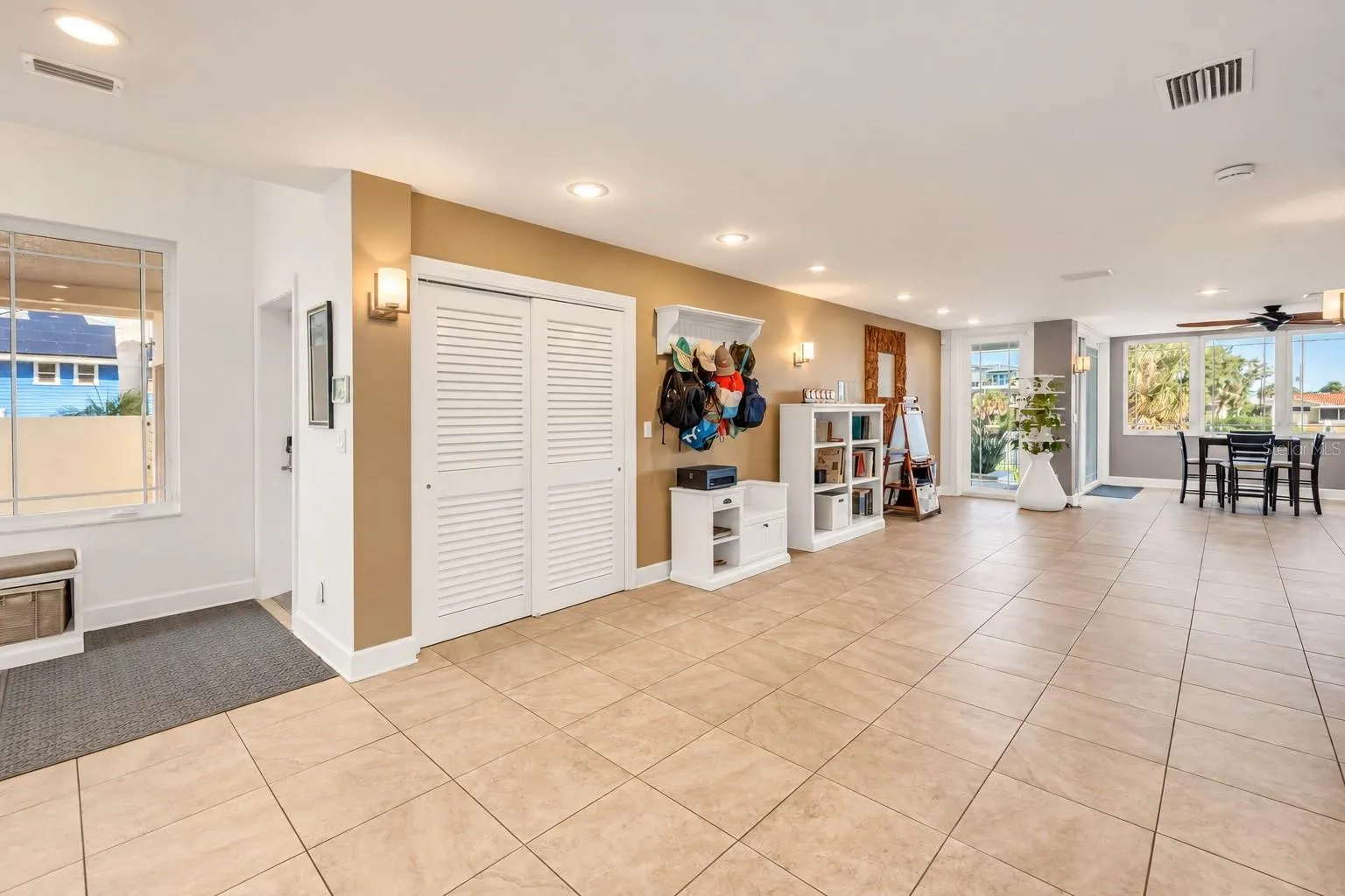 Huge Flex / Bonus area