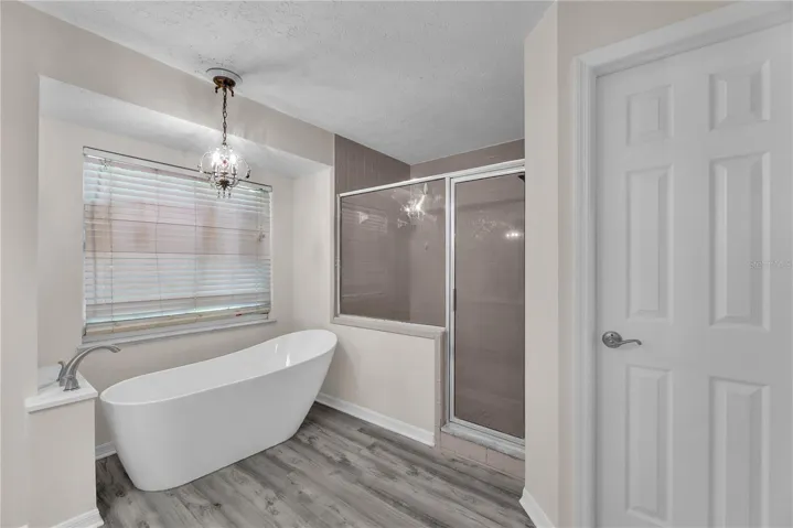 Buyers will love relaxing in this slipper tub at the end of a busy day.