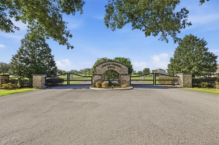 Gate