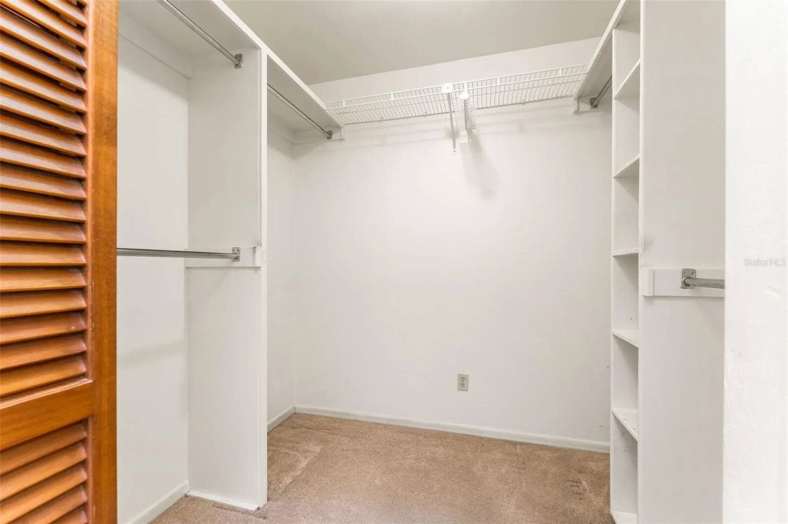 Primary walk in closet